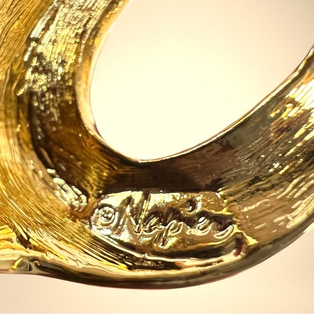 6 Stunning Gold Tone Brooch Pins - Picture 7 of 10